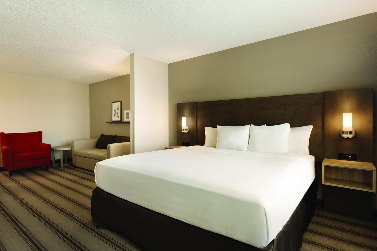 Country Inn & Suites By Radisson, Indianapolis Airport South, In מראה חיצוני תמונה
