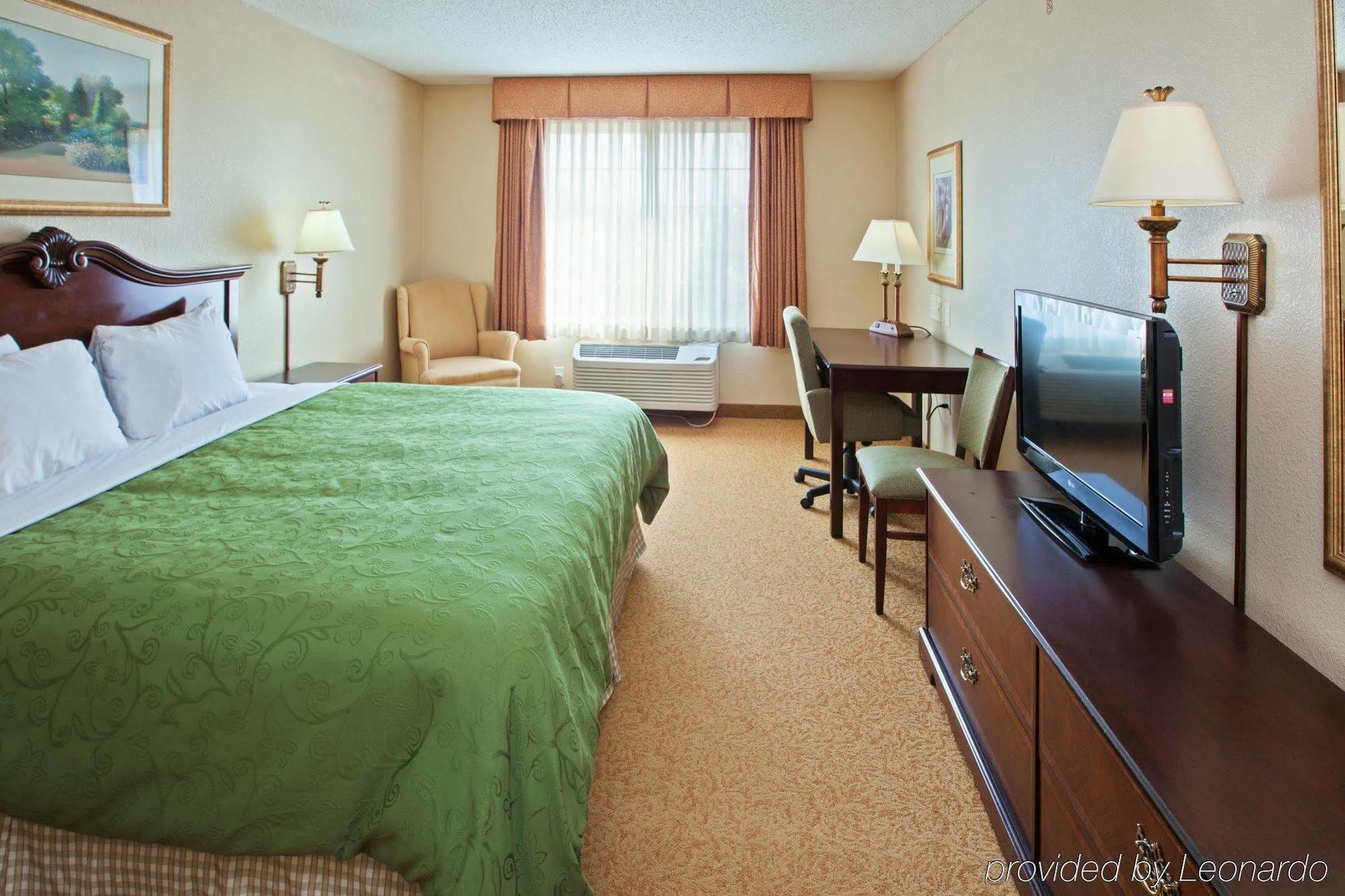 Country Inn & Suites By Radisson, Indianapolis Airport South, In מראה חיצוני תמונה